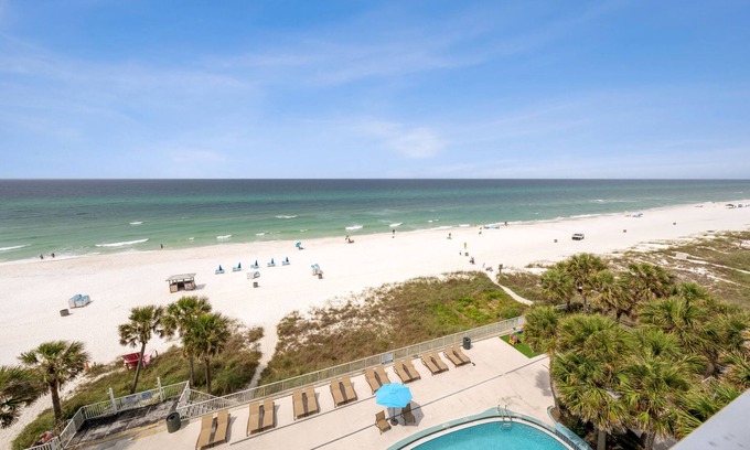 Panama City Beach Hotel | Beachcomber Beachfront Hotel, a By The Sea Resort