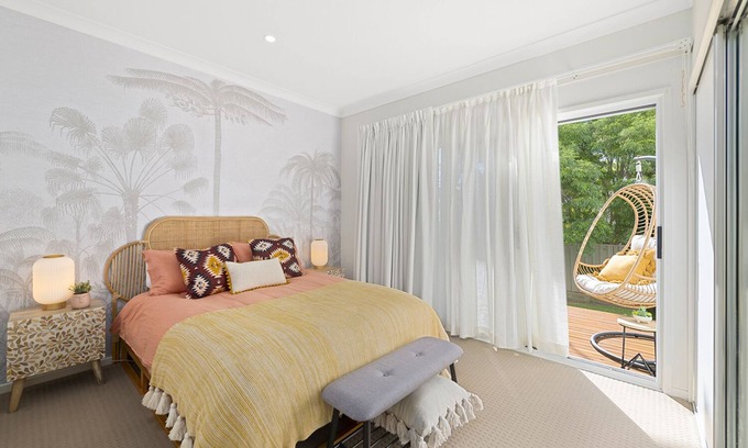 Caves Beach Casa | "beached@caves" - Entire Home 1.5hrs From Sydney