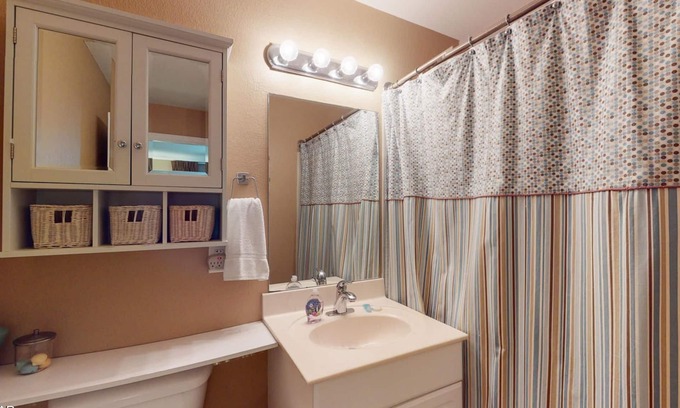 El Centro Beach Casa | Beachfront, 24th Floor