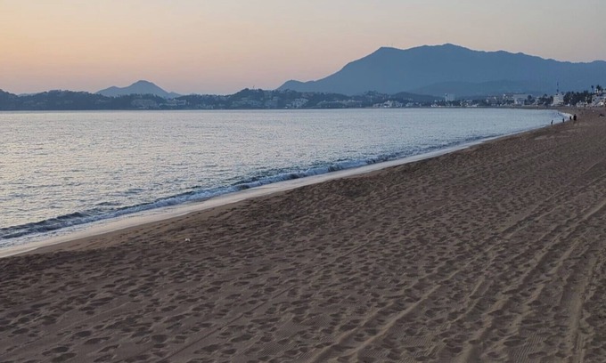 Manzanillo Condominio | Beachfront 3 BR 2BA Condominium
