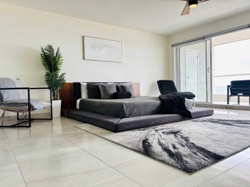 Rosarito Apartamento | Beachfront Apartment with 3 BR 2 BA with pool