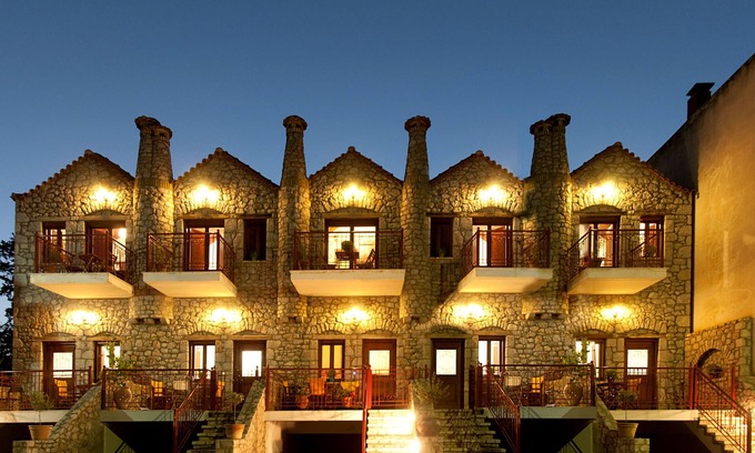 Paralio Astros Casa | Beachfront Astros Villa - Seaside Moments of Magic