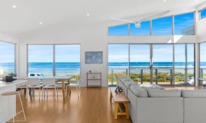 Middleton Casa | Beachfront Bliss in Middleton