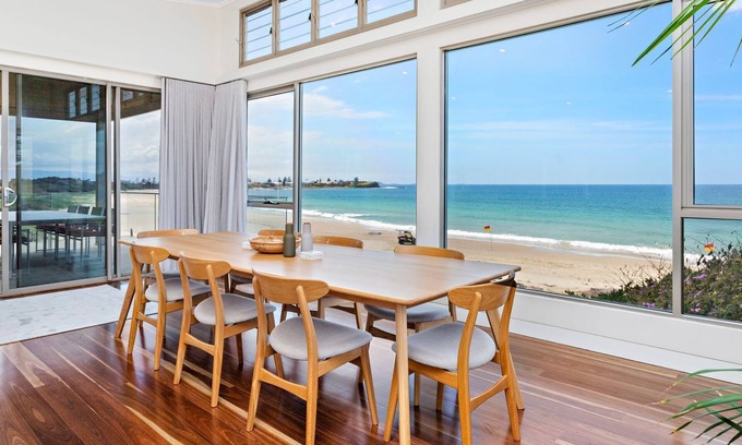 Shellharbour Casa | Beachfront Bliss - Your next getaway on the beach