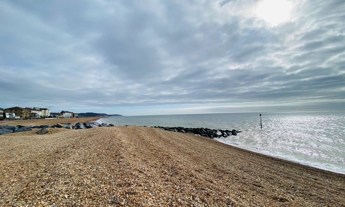 Hythe Apartamento | Beachfront Bolthole With Seaview in Idyllic Hythe