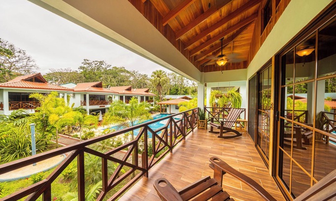 Punta Uva Hotel | Beachfront Bungalows Hotel