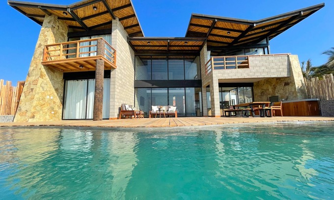 Vichayito Casa | Beachfront CASA DIEM Eco-Luxury Vichayito