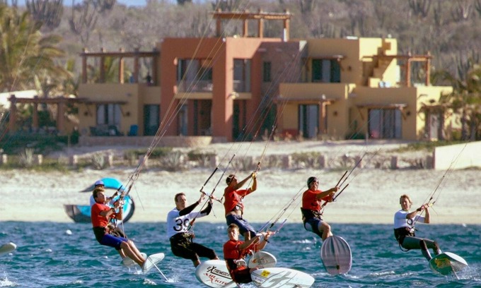 La Ventana Casa | Beachfront compound built for relaxation and adventure with family and friends