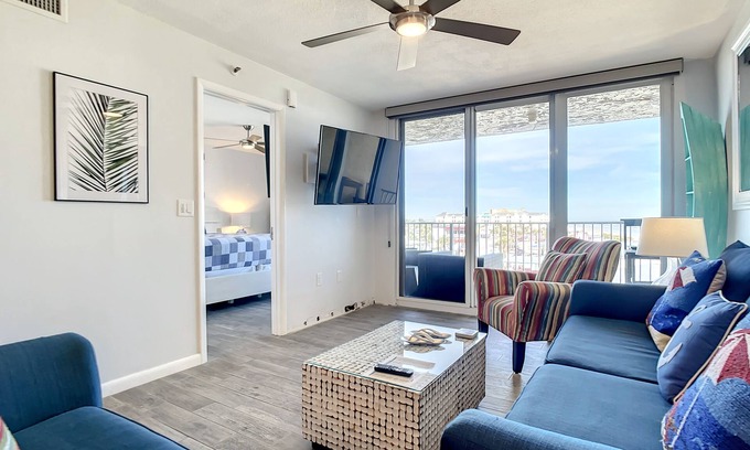 Horton Shores Condominio | Beachfront Condo - OceanView, Pool & Steps to Flagler Ave