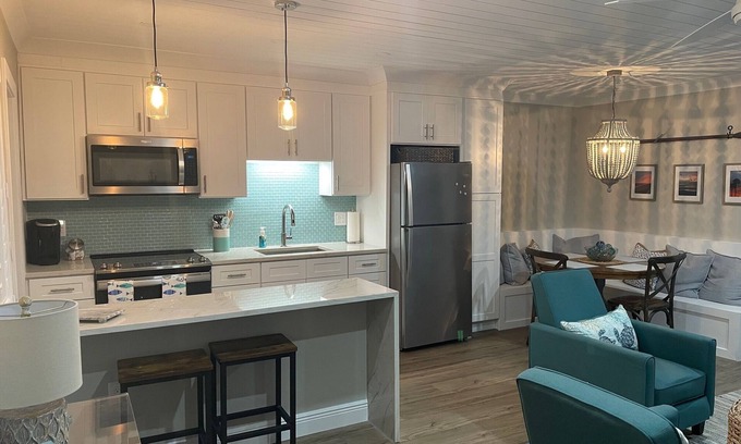 Satellite Beach Condominio | Beachfront Condo