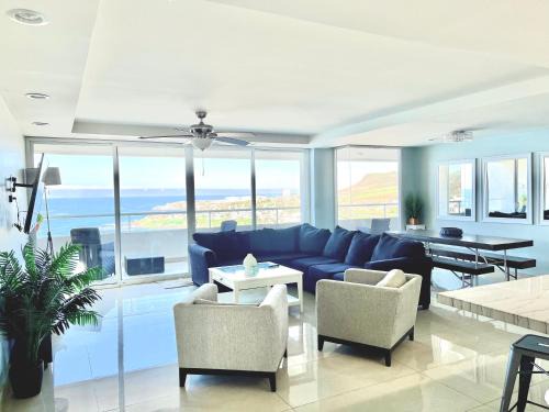 Rosarito Apartamento | Beachfront Condo close Puerto Nuevo, Papas, and Valle de Guadalupe