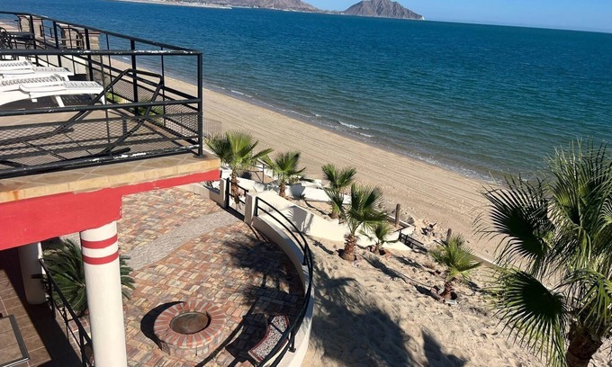 Villas de Las Palmas Casa | Beachfront condo for rent in Villas de Las Palmas, San Felipe