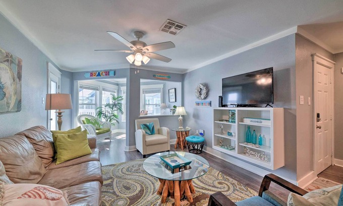 Port Aransas Condominio | Beachfront Condo in Port Aransas: Pets Stay Free