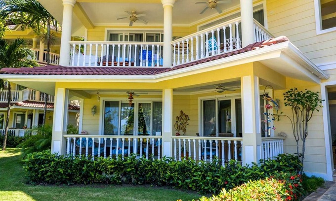 Playa Chiquita Apartamento | Beachfront condo in downtown Sosua, guest-friendly, sea views