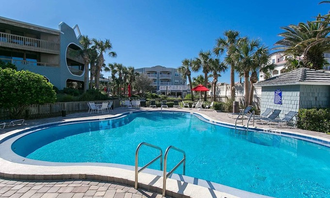 Butler Beach Condominio | New Rental + Free Tickets on Short Stays!
