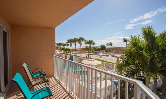 Treasure Island Condominio | En el corazón de la isla del tesoro! Unidad de esquina frente al mar - Balcón privado, cocina totalmente equipada