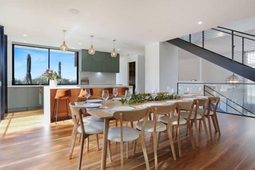 Merimbula Casa | Beachfront Escape - 6 bedroom, Pool & beach access