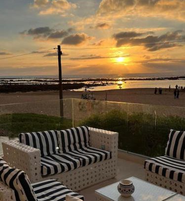 Skhirat Plage Casa | Beachfront Escape - Panoramic View and Spacious Terrace