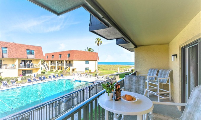 Avon By The Sea Condominio | Impresionante condominio de 3 dormitorios - justo en el muelle!