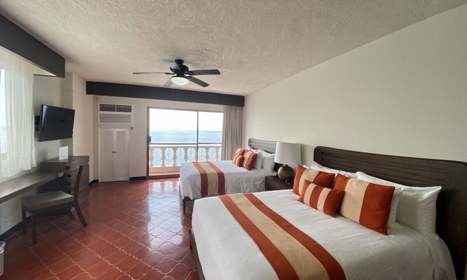 Zona sur Hotel | Beachfront Getaway with Panoramic Views | Outdoor Pools, Near Malecon Boardwalk