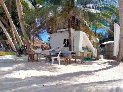 San Juan Casa | Beachfront Guesthouse Siquijor