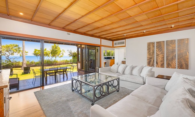 Eastern Honolulu Casa | Beachfront home with private hot tub, game room, beach views, grill, lanai