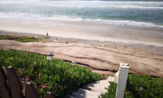 Playas de Tijuana Casa | BEACHFRONT House - Luxury & Private Home in Rosarito