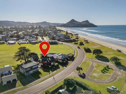 Pauanui Casa | Beachfront Landing - Pauanui Holiday Home