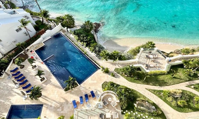 Maho Apartamento | Beachfront luxury 2br condo
