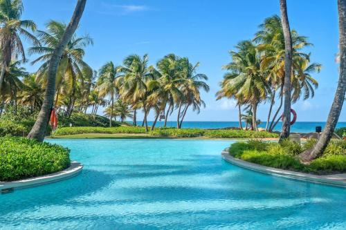 Mameyes II Apartamento | Beachfront Luxury 2BR-Villa Acqua Rio Mar