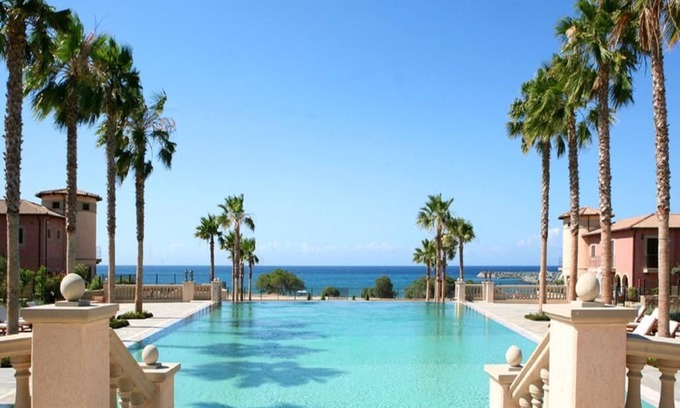 Agios Tychon Apartamento | Apartamento de lujo frente al mar junto al hotel St. Raphael en Limassol