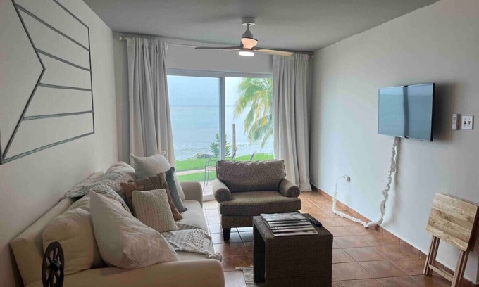 Carrizal Apartamento | Beachfront Luxury Apartment