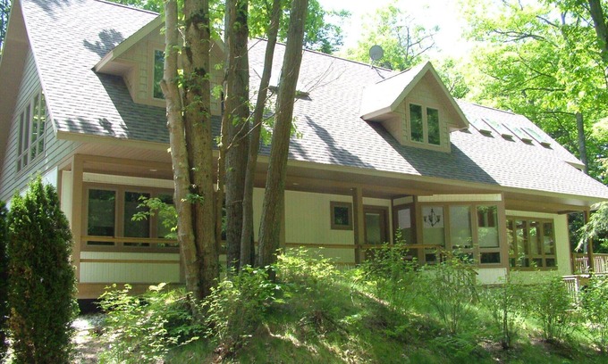 Shelby Casa | Casa de lujo en el lago Michigan con enorme frente al mar