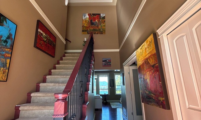 Juan de Fuca Electoral Area Casa | BEACHFRONT MAJESTIC UPPER LEVEL