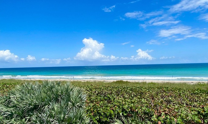 Hutchinson Island South Villa | Beachfront, ocean views, gated beach entry, walk to restaurants, boutique decor