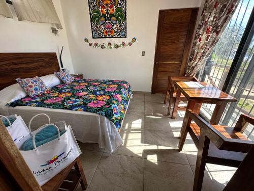 Santa María Tonameca Cama Y Desayuno | Beachfront Paradise Boutique Hotel - Breeze Room I