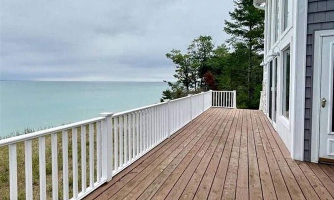 Beaver Island Casa | Beachfront paradise on Lake Michigan