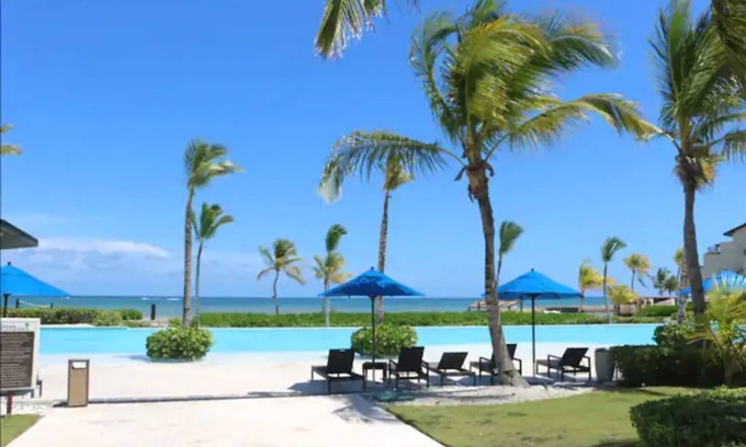 Punta Cana Complejo | Beachfront paradise at capcana