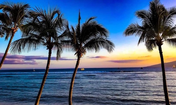 Historic Lahaina Front Street Condominio | Impresionantes vistas al mar del Pacífico y dos islas hawaianas!