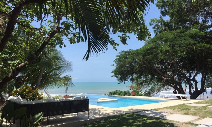 Punta Barco Villa | Propiedad frente al mar es su propio pedazo de paraíso en Panamá