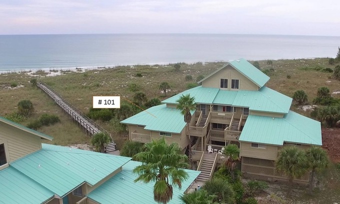 Placida Condominio | Frente a la playa | Romántico | Relajante | Vistas Panorámicas | Pequeña isla de Gasparilla