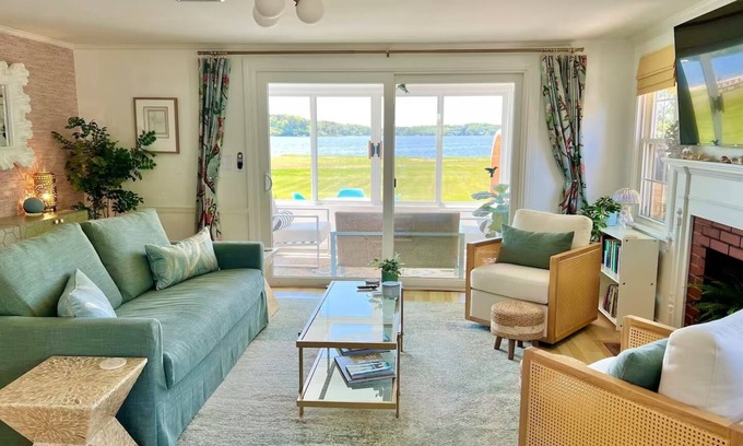 South Dennis Casa | Beachfront - Sauna - Screened Patio - 2 King Beds - Dogs Encouraged!
