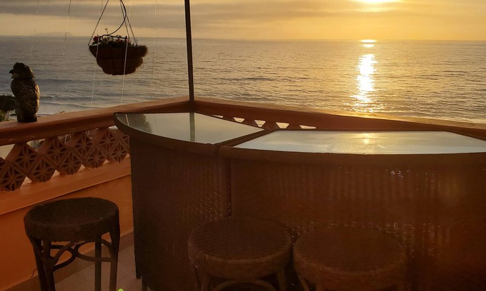 Costa Casa | Frente a la playa - Espectacular casa unifamiliar de lujo / Vistas - Recientemente renovado