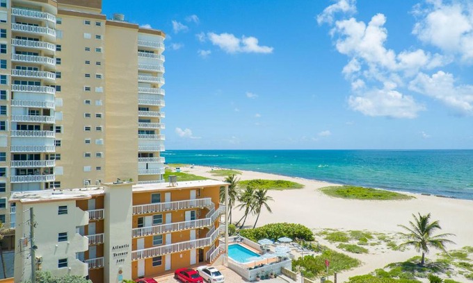 Pompano Beach Apartamento | BEACHFRONT Studio Condo