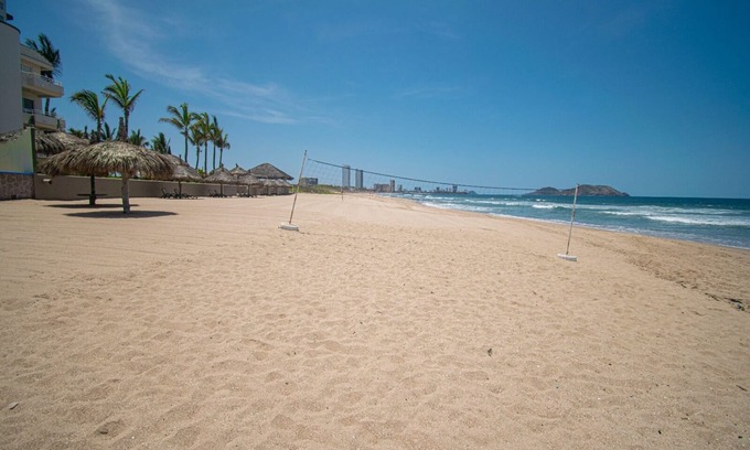 Quintas del Mar Casa | Beachfront! Villa 43