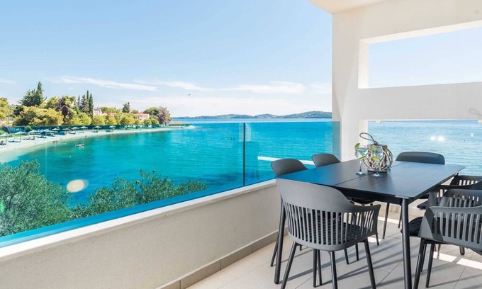 Bibinje Apartamento | Frente a la playa Villa Fresca (F3) Apartamento de lujo 4+1 huéspedes