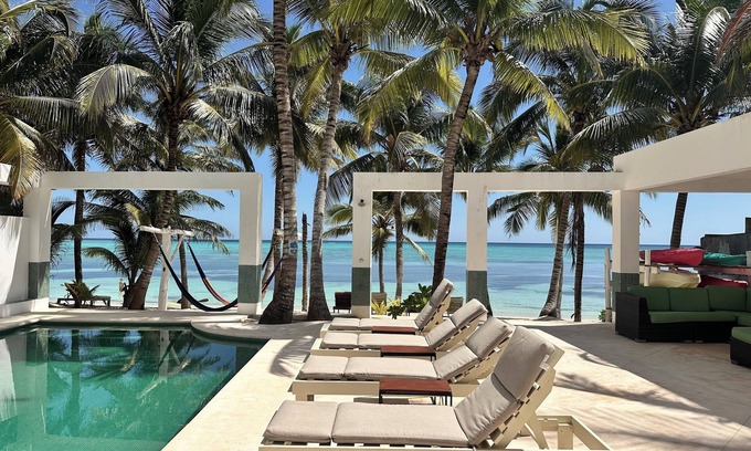Soliman Bay Villa | Beachfront Villa on white sand, Chef Service Available