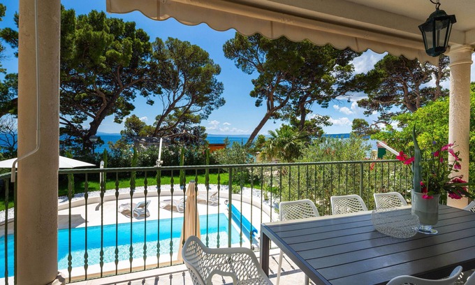 Brela Villa | Villa justo en la playa