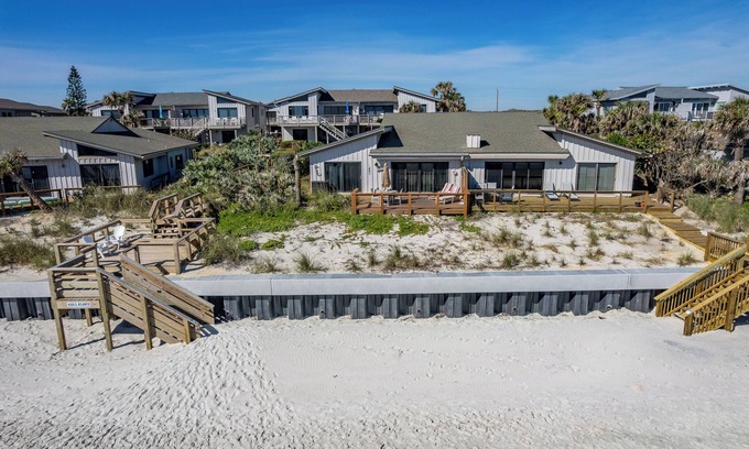 Sea Dunes Condominio | Casa de pueblo maravillosamente espaciosa, directa frente al mar con loft - Sea Dunes A2
