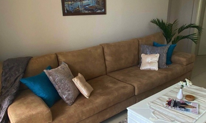 Velipoje Apartamento | Beachside Bliss: Spacious Apartment for Family Fun and Serene Getaways